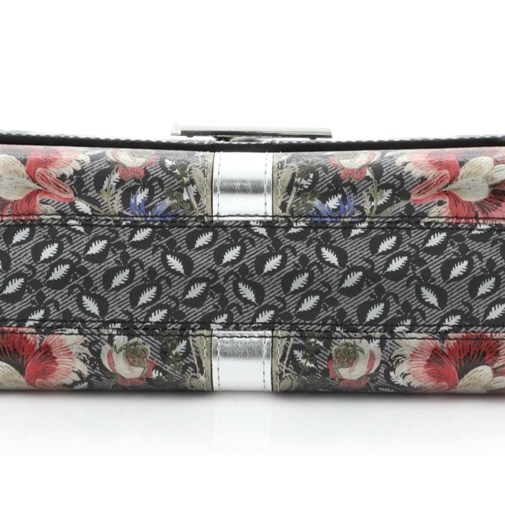 ✨💎LIMITED EDITION💎✨ LOUIS VUITTON FLORAL TWIST MM WITH DUSTBAG AND GIFT. - Picture 8 of 10